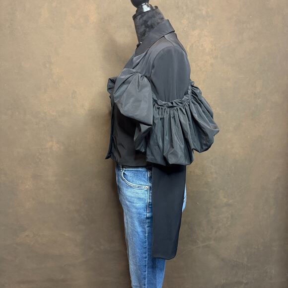 AKIRA Black Statement Puff Sleeve Cropped Blazer Jacket Women’s Small Avant Gard - Picture 5 of 10